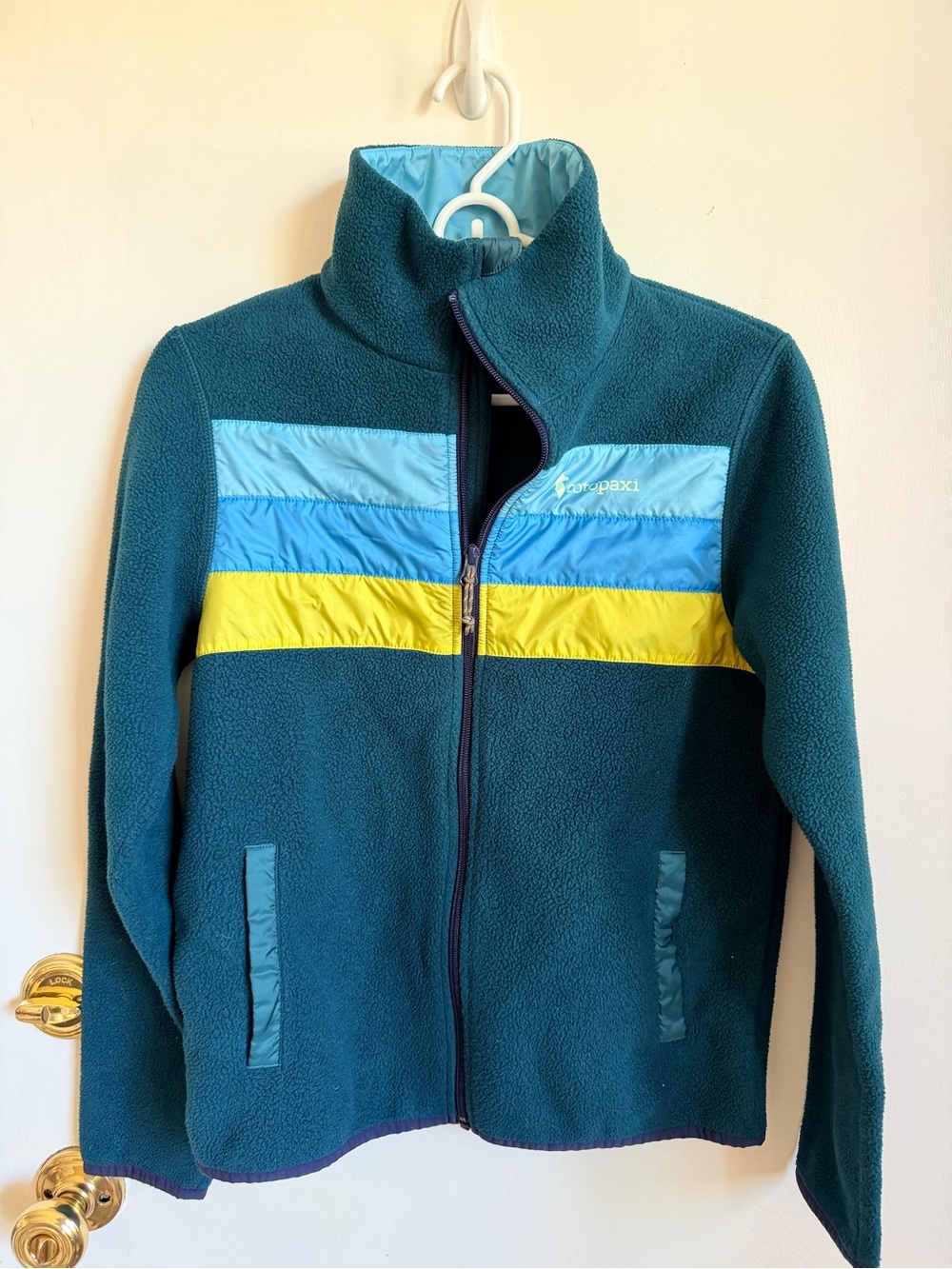 Cotopaxi Women’s Teal Fleece Jacket with Blue and Yellow Stripes Size Small